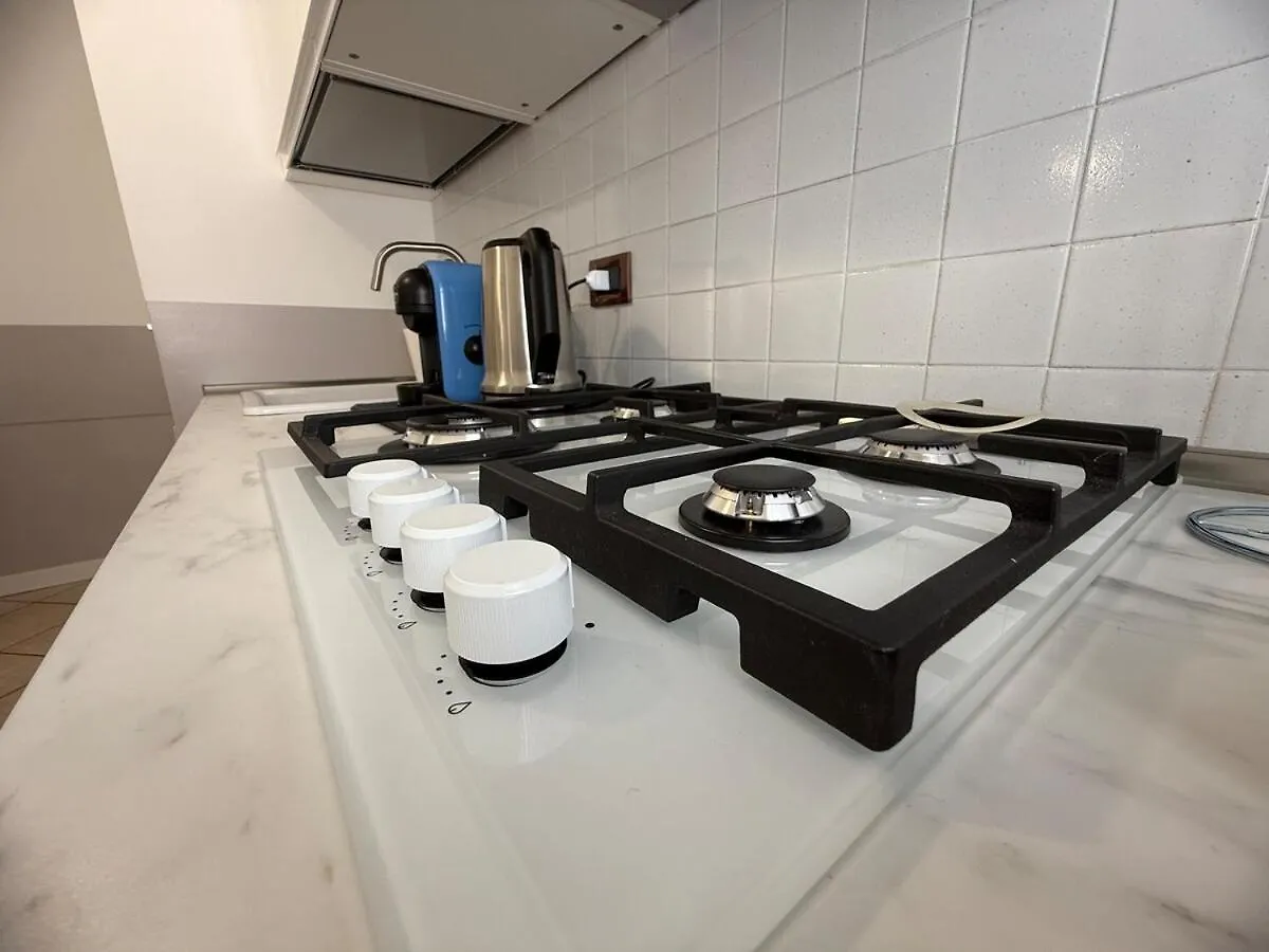 Treviso House Apartamento 0*,
